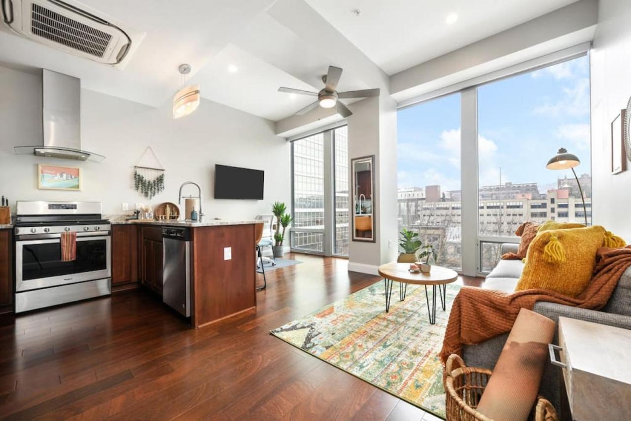 Hostwise Stays - The Washington At Chatham - Free Parking, Private Gym, More! Pittsburgh Kültér fotó
