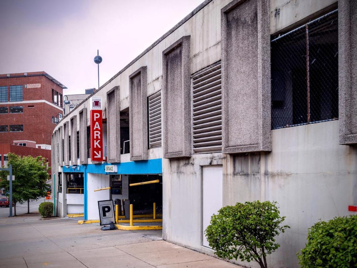 Hostwise Stays - The Washington At Chatham - Free Parking, Private Gym, More! Pittsburgh Kültér fotó
